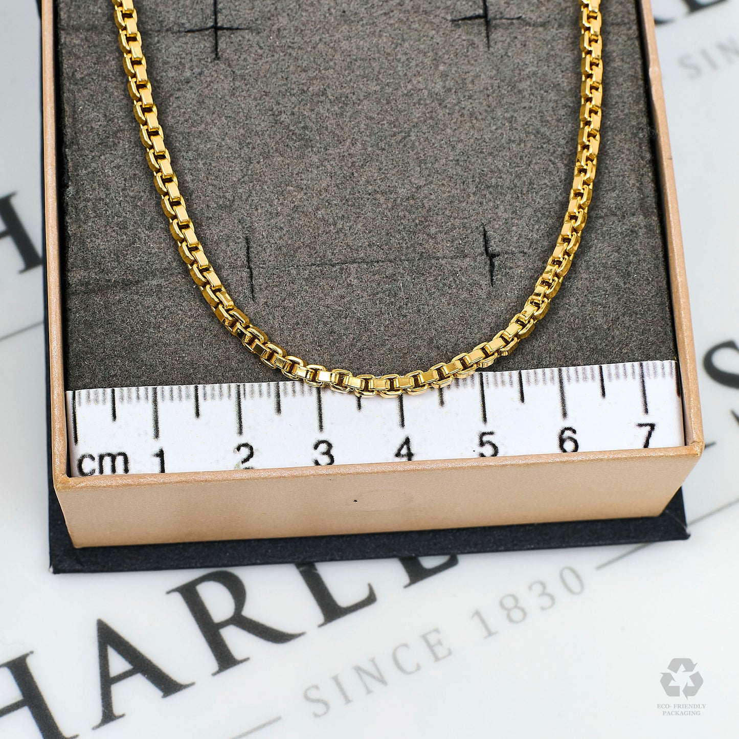 Pre-Owned 18ct Gold Box Link Necklace 25 Inch