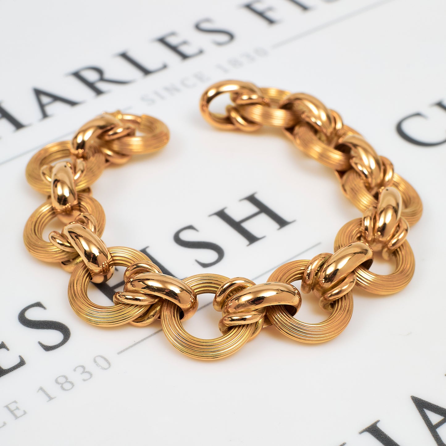 Pre-Owned 18ct Gold Round & Oval Link Bracelet 9 Inch