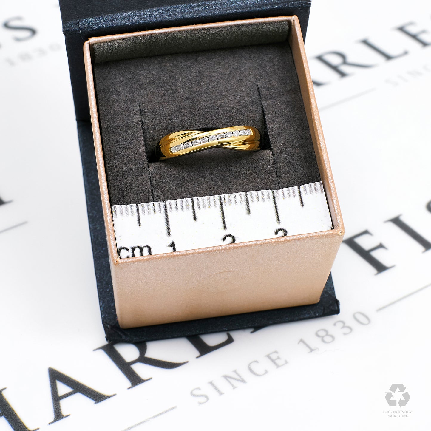 Pre-Owned 9ct Gold 11 Diamond Crossover Ring Size M