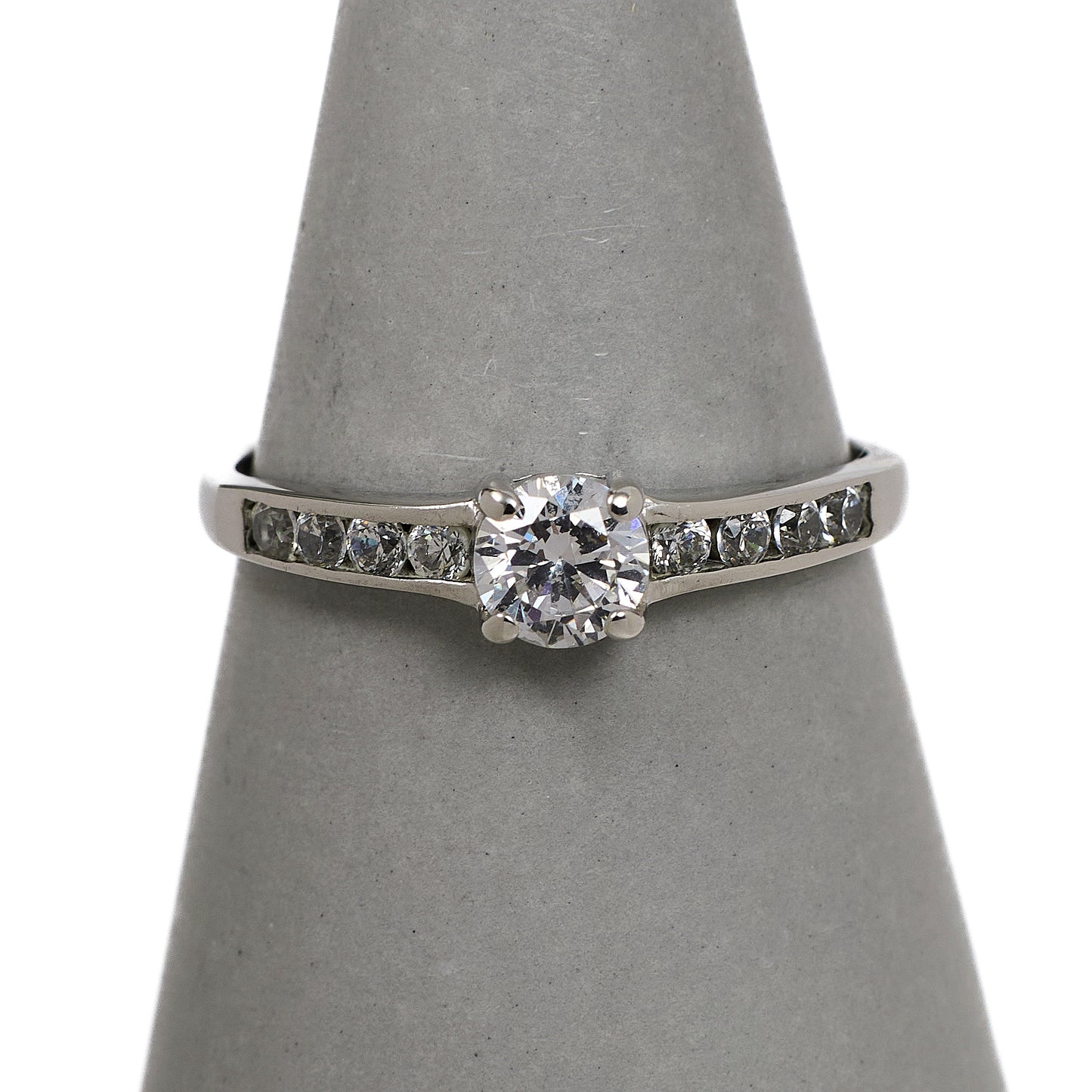 Pre-Owned 9ct White Gold CZ Dress Ring Size S