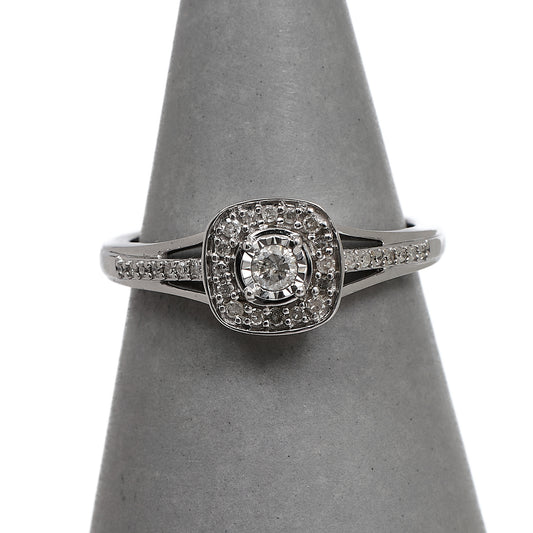 Pre-Owned 9ct White Gold Square Diamond Cluster Ring Size L