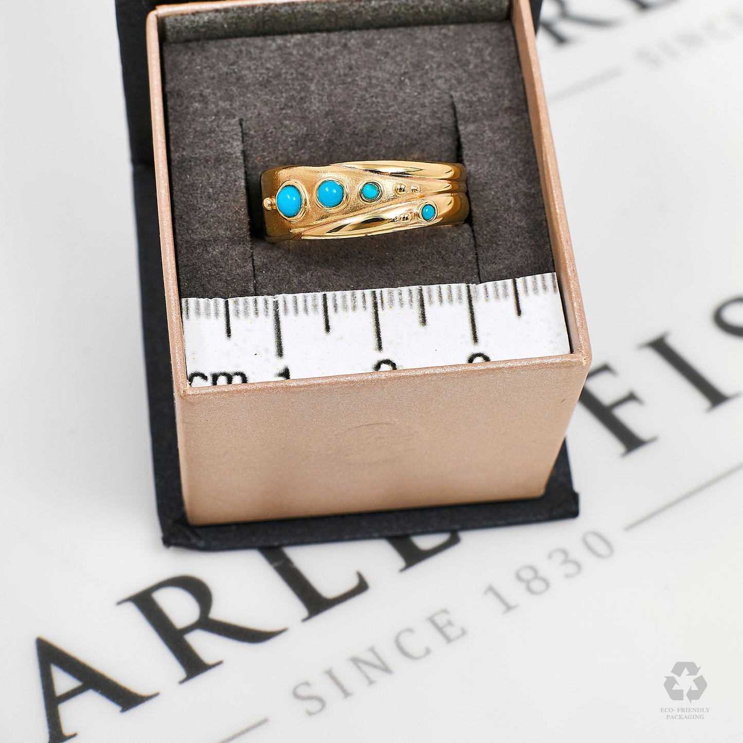 Pre-Owned 9ct Gold 4 Turquoise Band Ring Size Q