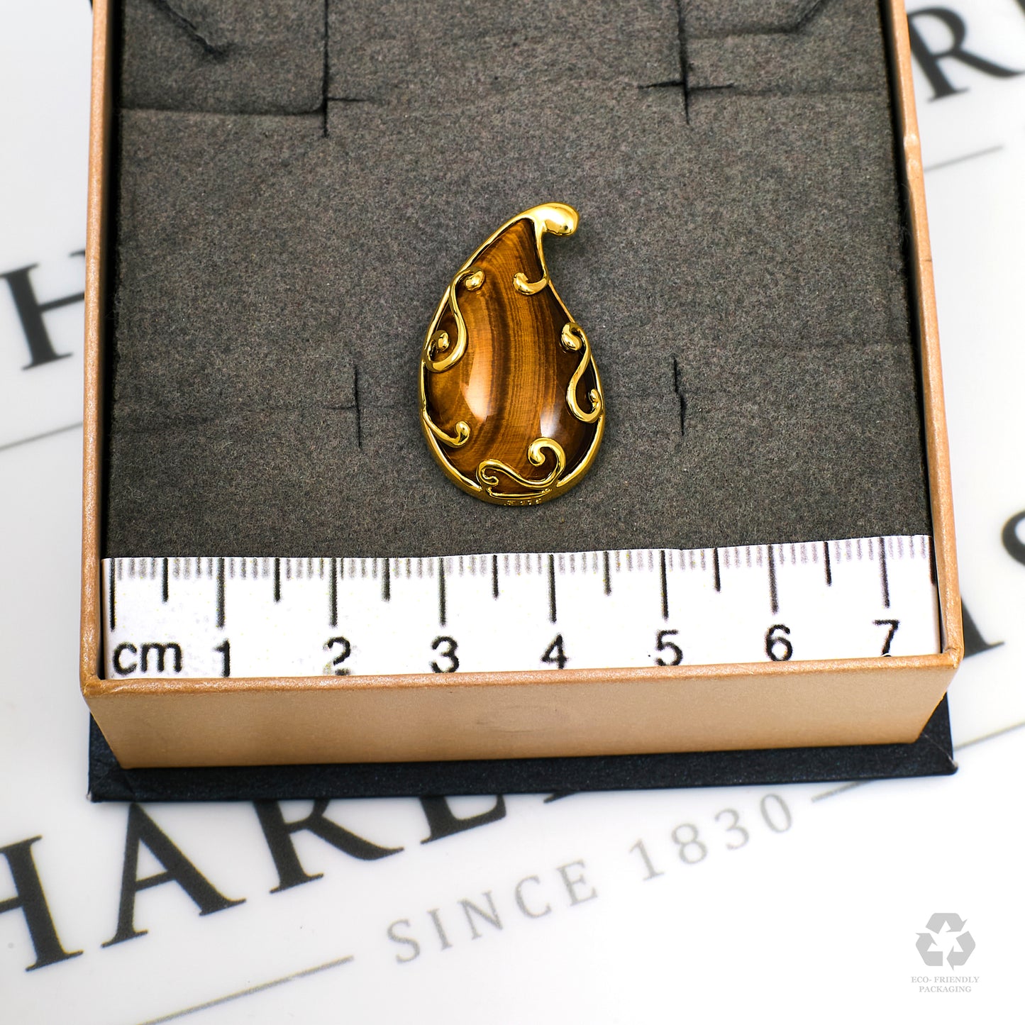 Pre-Owned 9ct Gold Tear Drop Tigers Eye Pendant