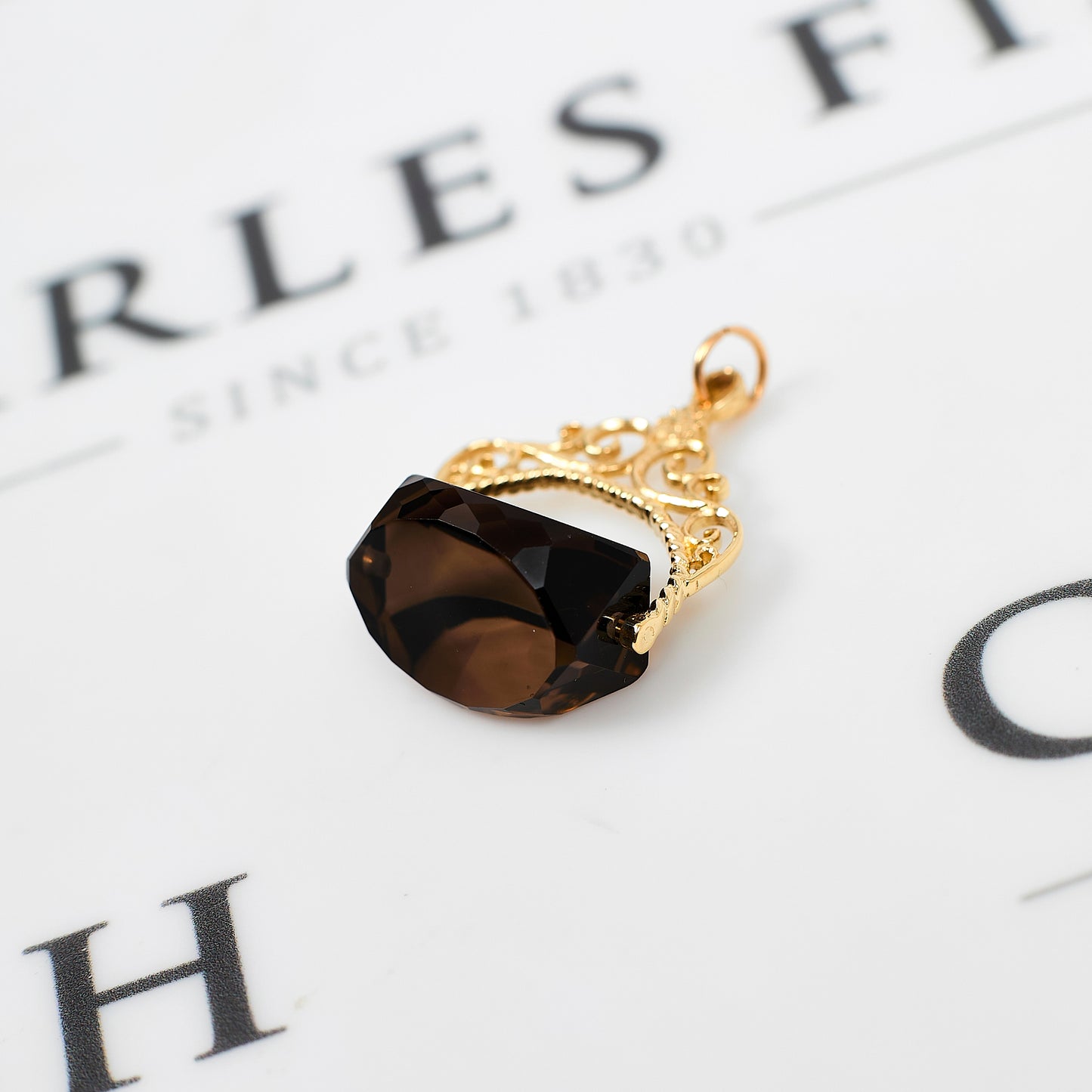Pre-Owned 9ct Gold Smokey Quartz Spinner Fob