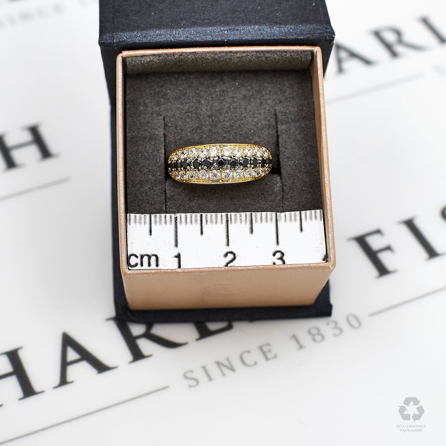 Pre-Owned 14ct Gold 3 Row Black & White CZ Ring Size M