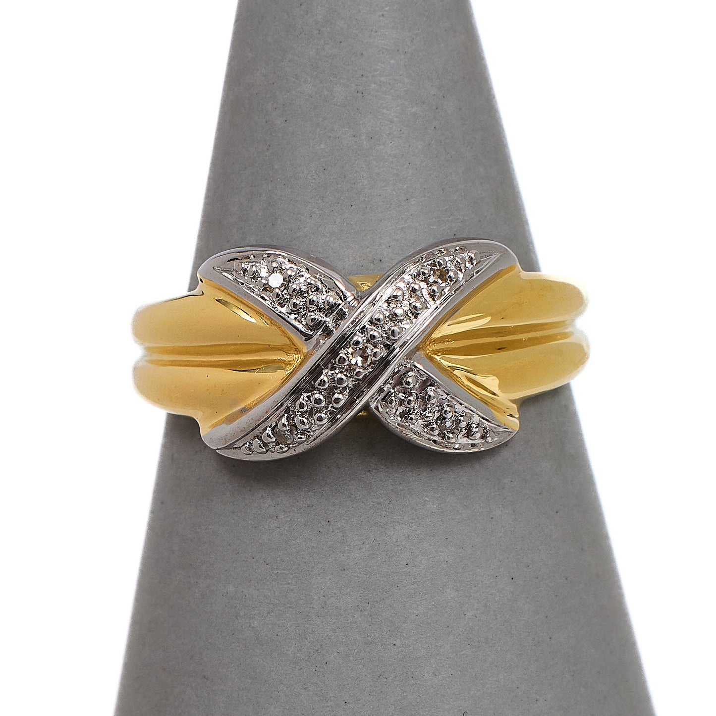 Pre-Owned 9ct Gold Diamond X Design Ring Size P
