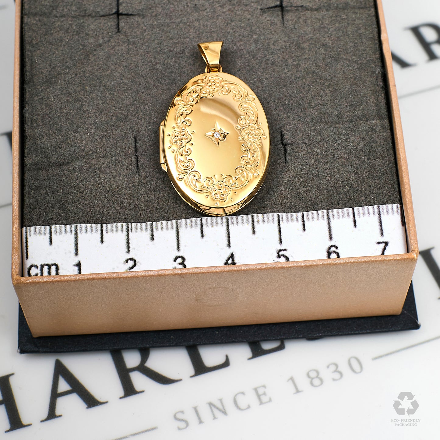 Pre-Owned 9ct Gold Single Diamond Oval Locket Pendant