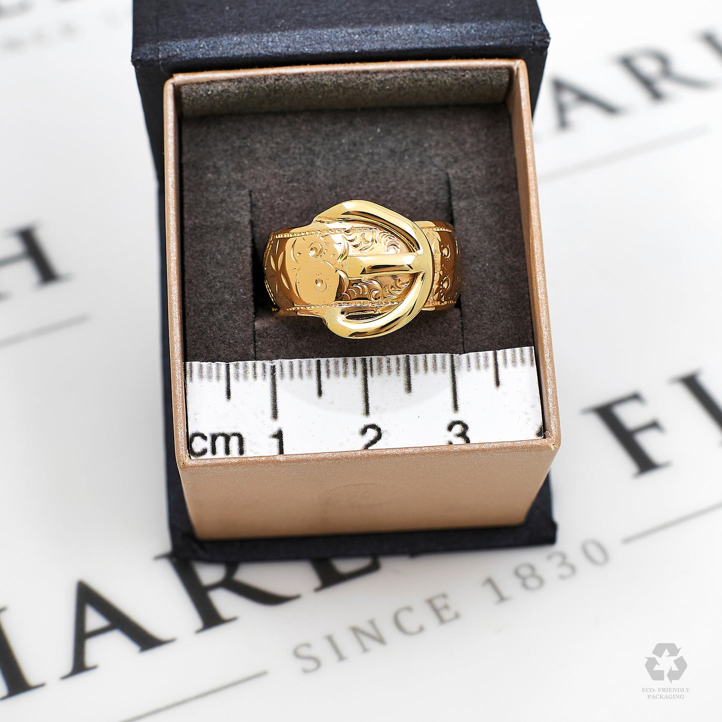 Pre-Owned 9ct Gold Buckle Ring Size S