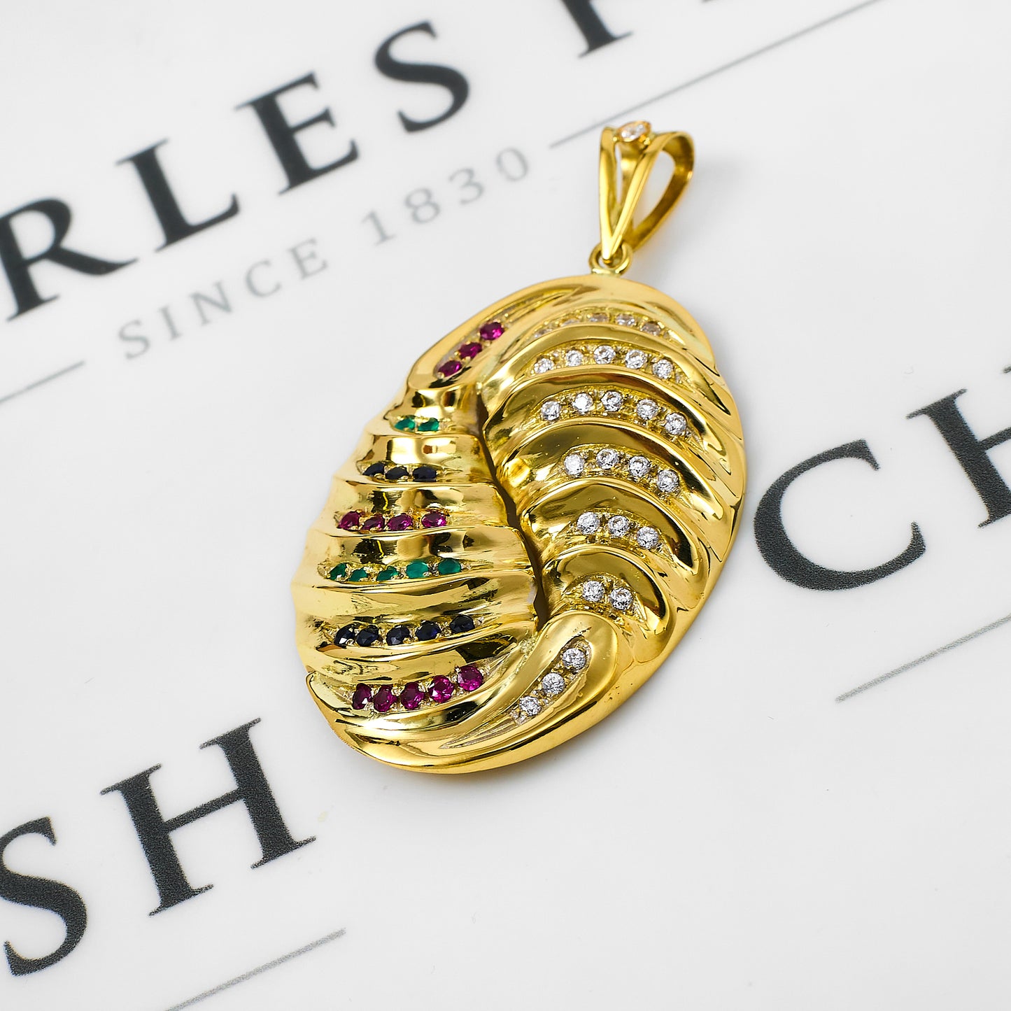 Pre-Owned 18ct Gold Multicoloured Synthetic Stone Pendant