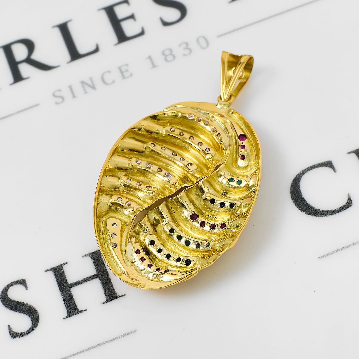 Pre-Owned 18ct Gold Multicoloured Synthetic Stone Pendant