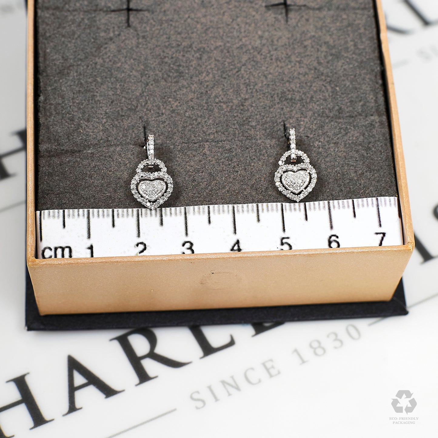 Pre-Owned 9ct White Gold Diamond Heart Stud Earrings