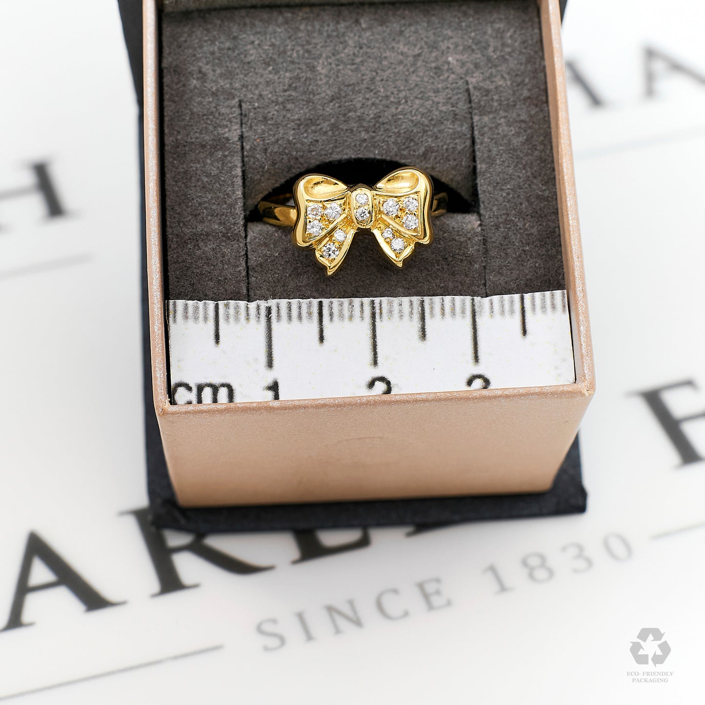 Pre-Owned 18ct Gold Diamond Bow Ring Size K