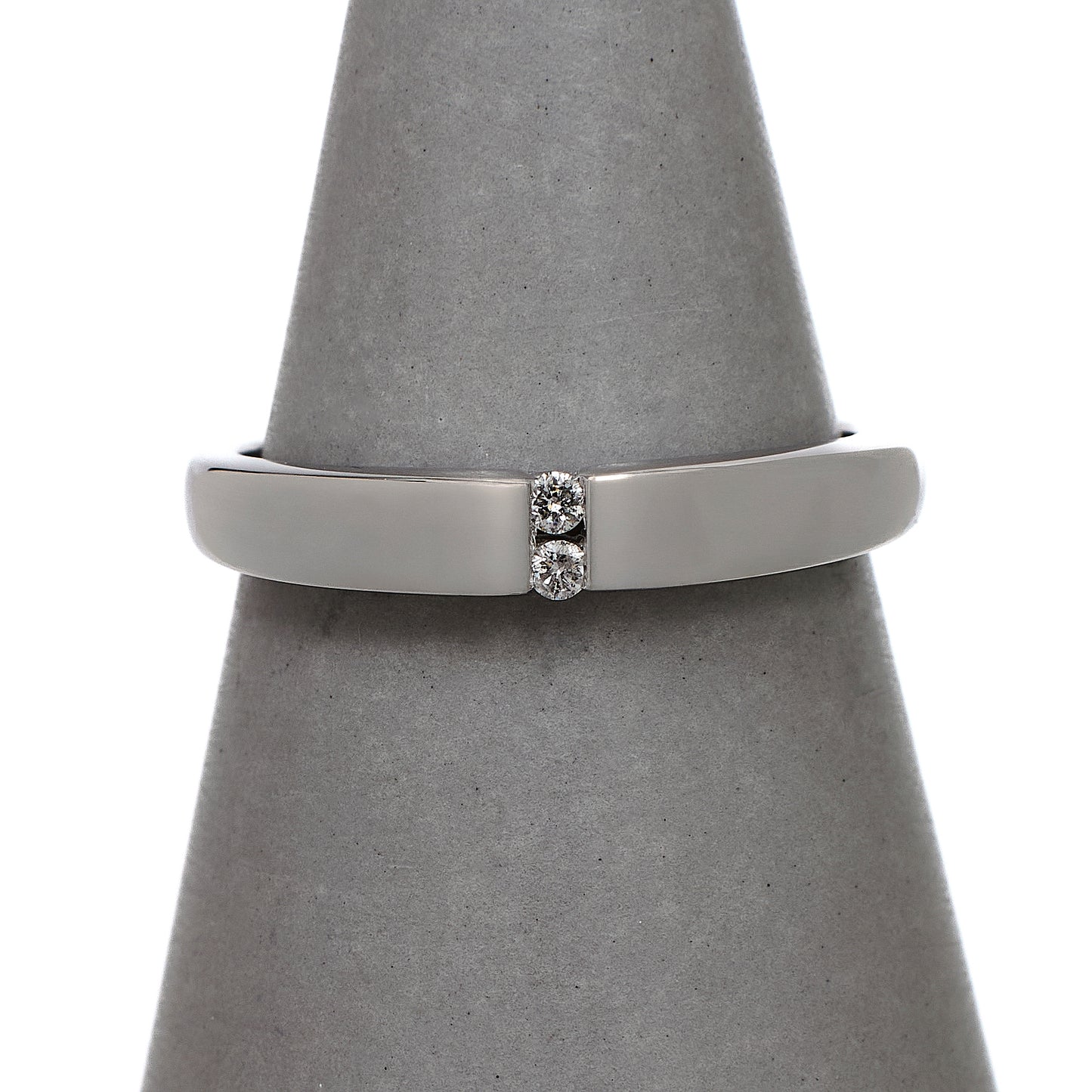 Pre-Owned 9ct White Gold 2 Diamond Band Ring Size N