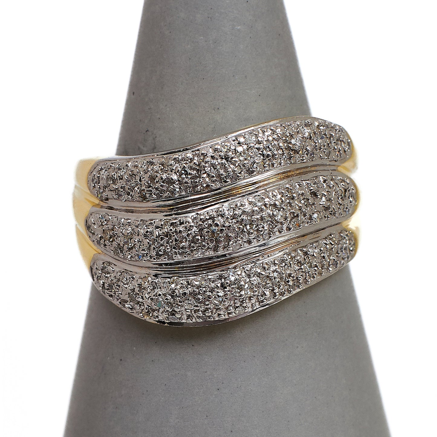 Pre-Owned 9ct Gold Diamond 3 Row Wave Design Ring Size U