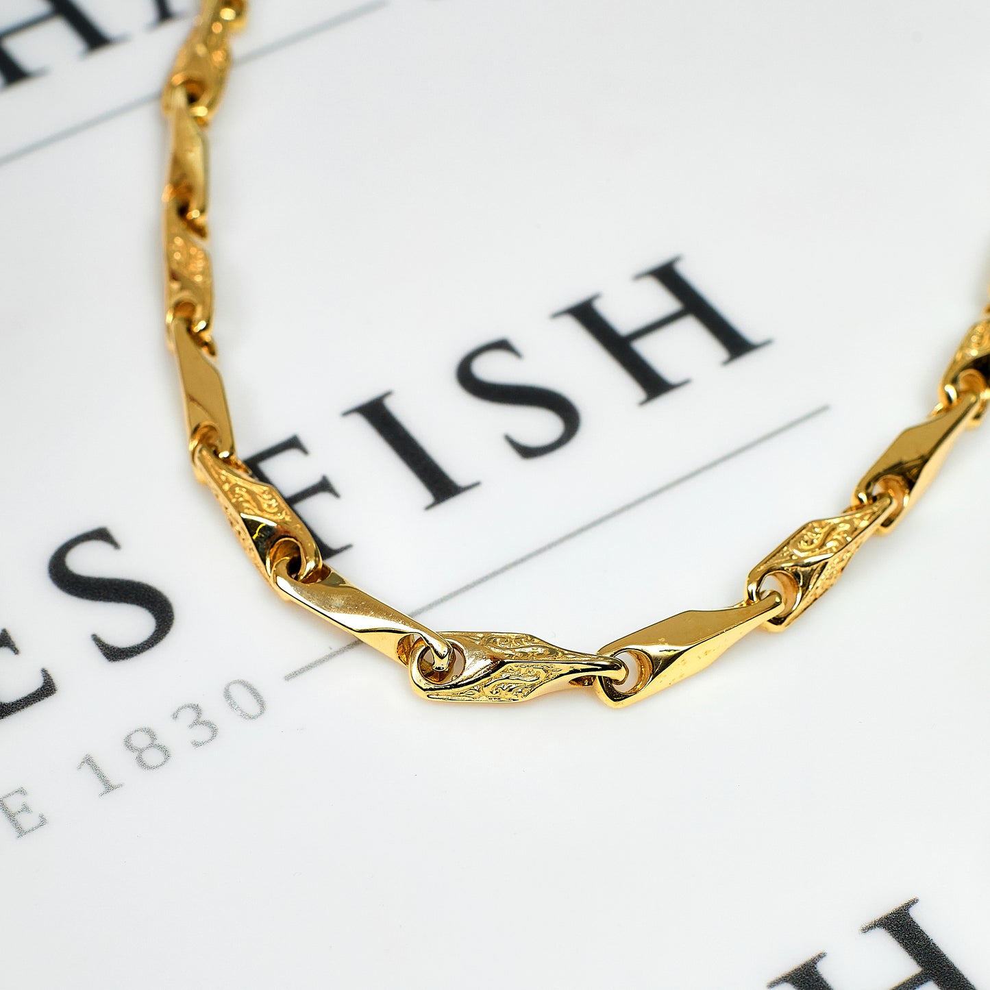 Pre-Owned 9ct Gold Tulip Link Pattern Polish Necklace