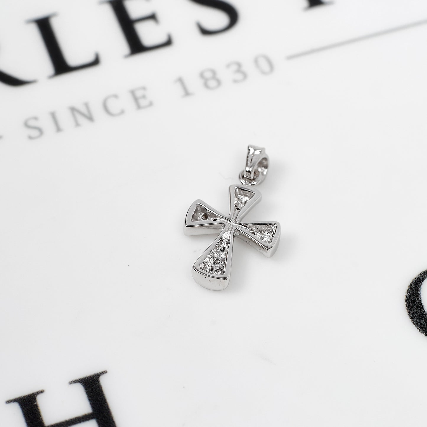 Pre-Owned 18ct White Gold CZ Cross Pendant