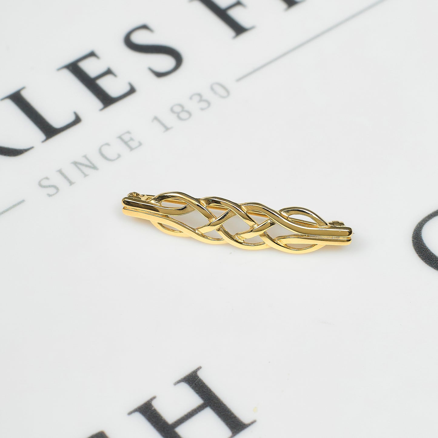 Pre-Owned 9ct Gold Plait Brooch