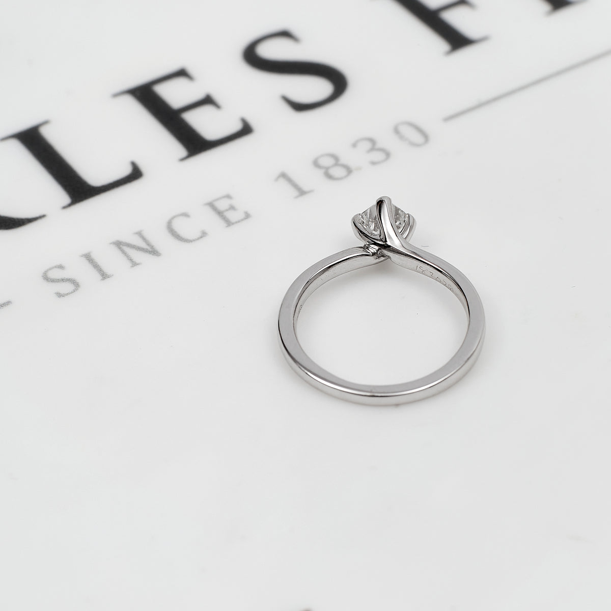 Pre-Owned 18ct White Gold Princess Cut Diamond Ring Size H