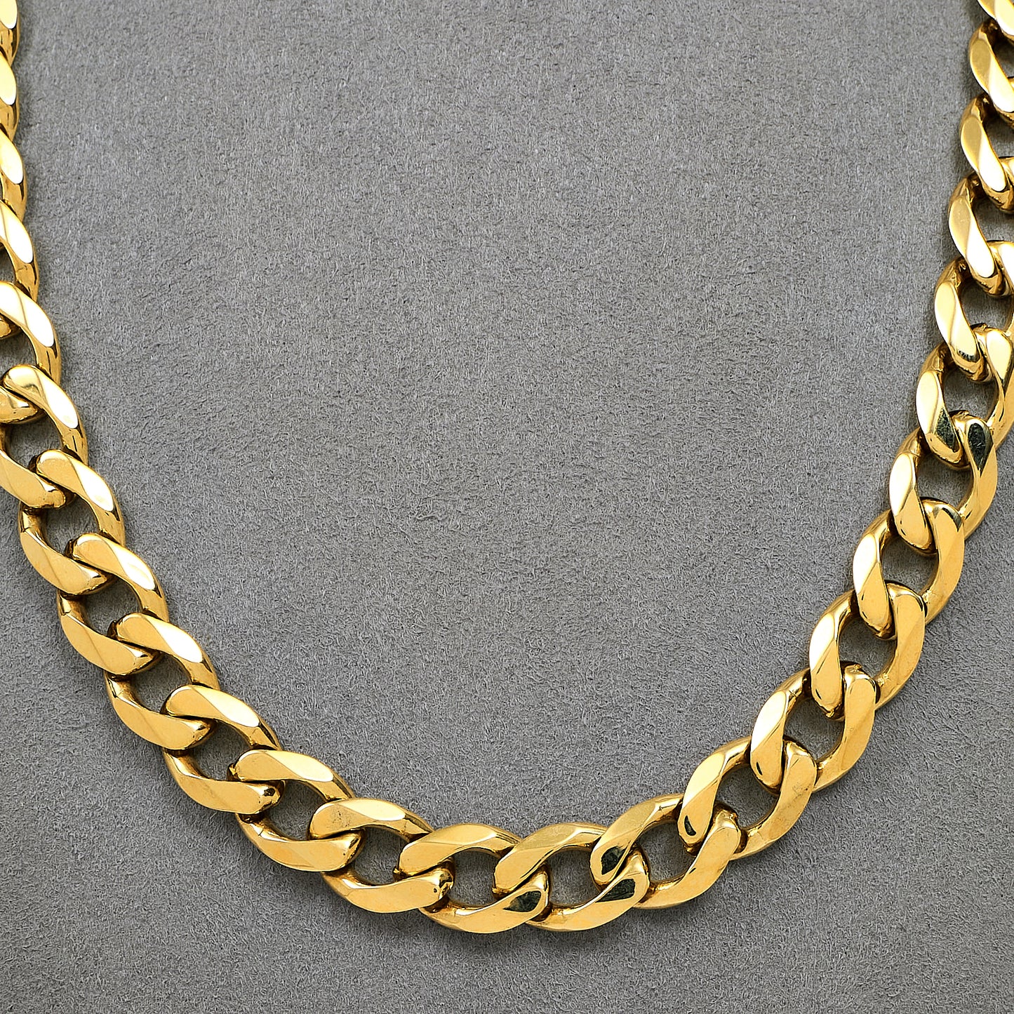 Pre-Owned 9ct Gold Curb Chain Necklace 20 Inch