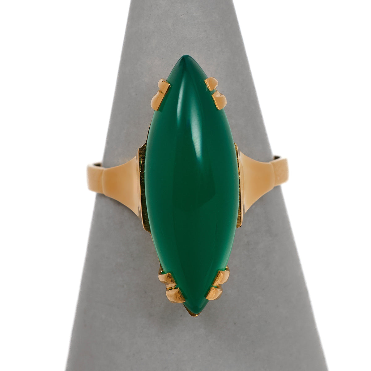 Pre-Owned 14ct Pointed Ellipse Cabochon Green Agate Ring