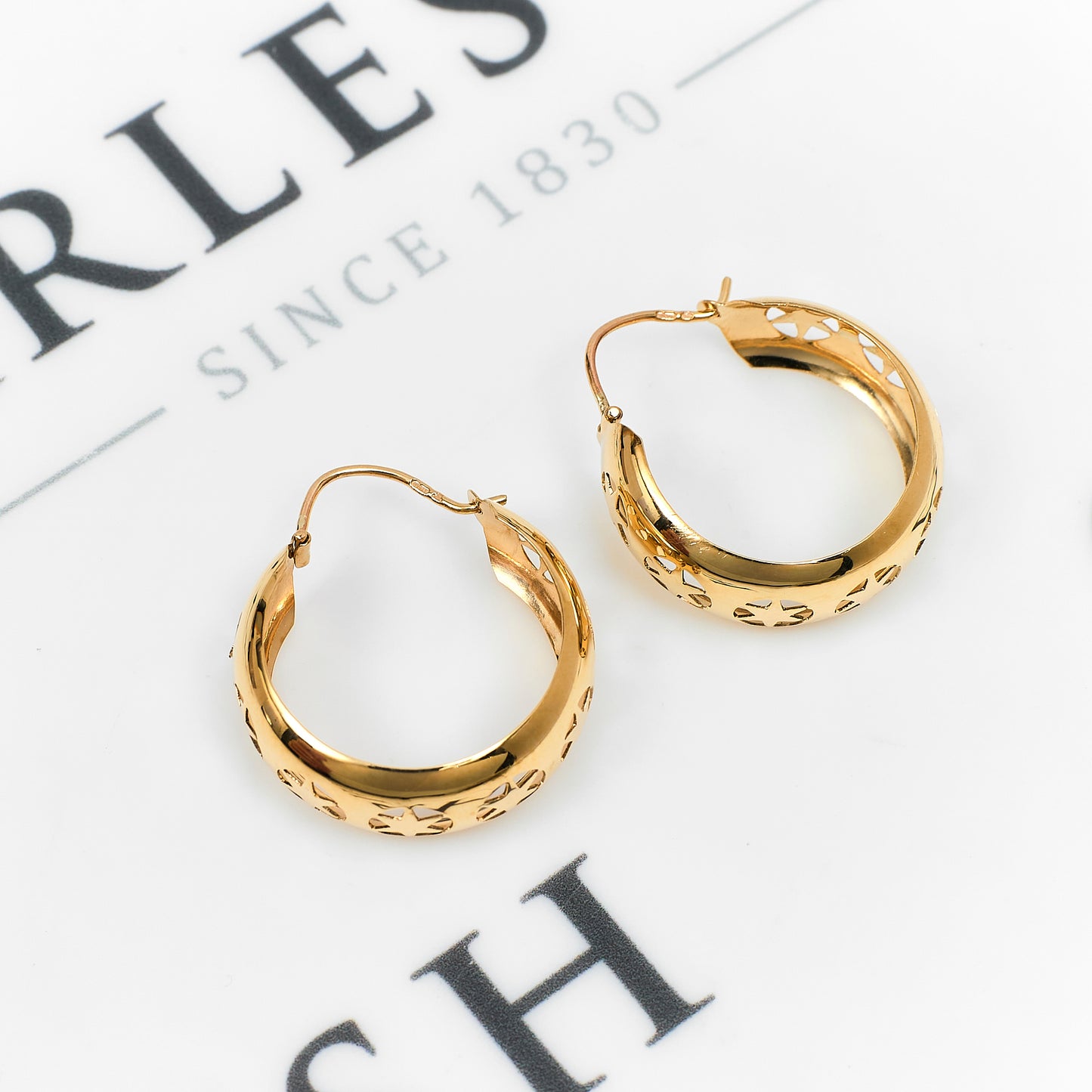 Pre-Owned 9ct Gold Star Pattern Creole Hoop Earrings