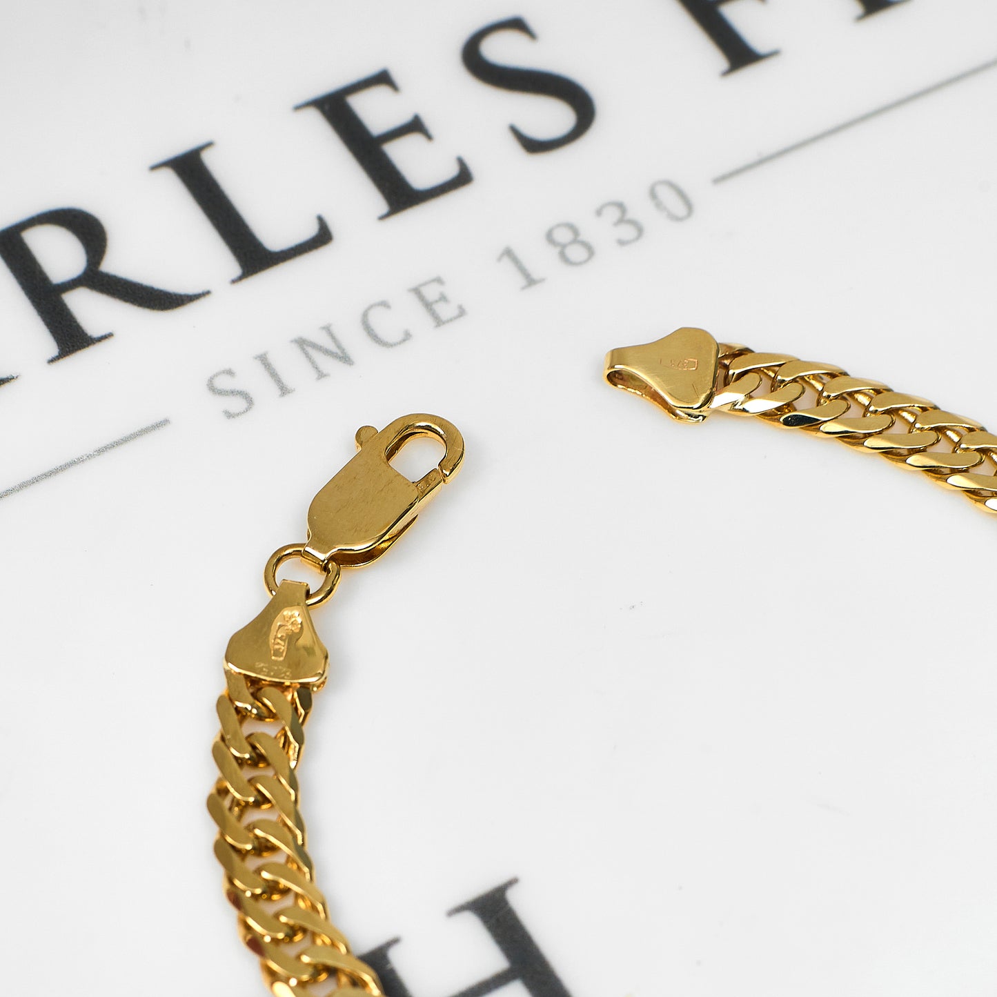 Pre-Owned 9ct Gold Curb Chain Bracelet 7.5 Inch