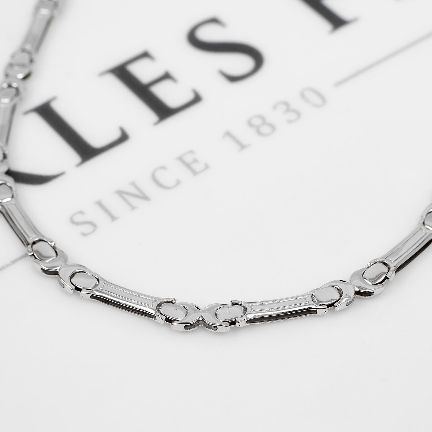 Pre-Owned 18ct White Gold Bar Link Necklace 17 Inch