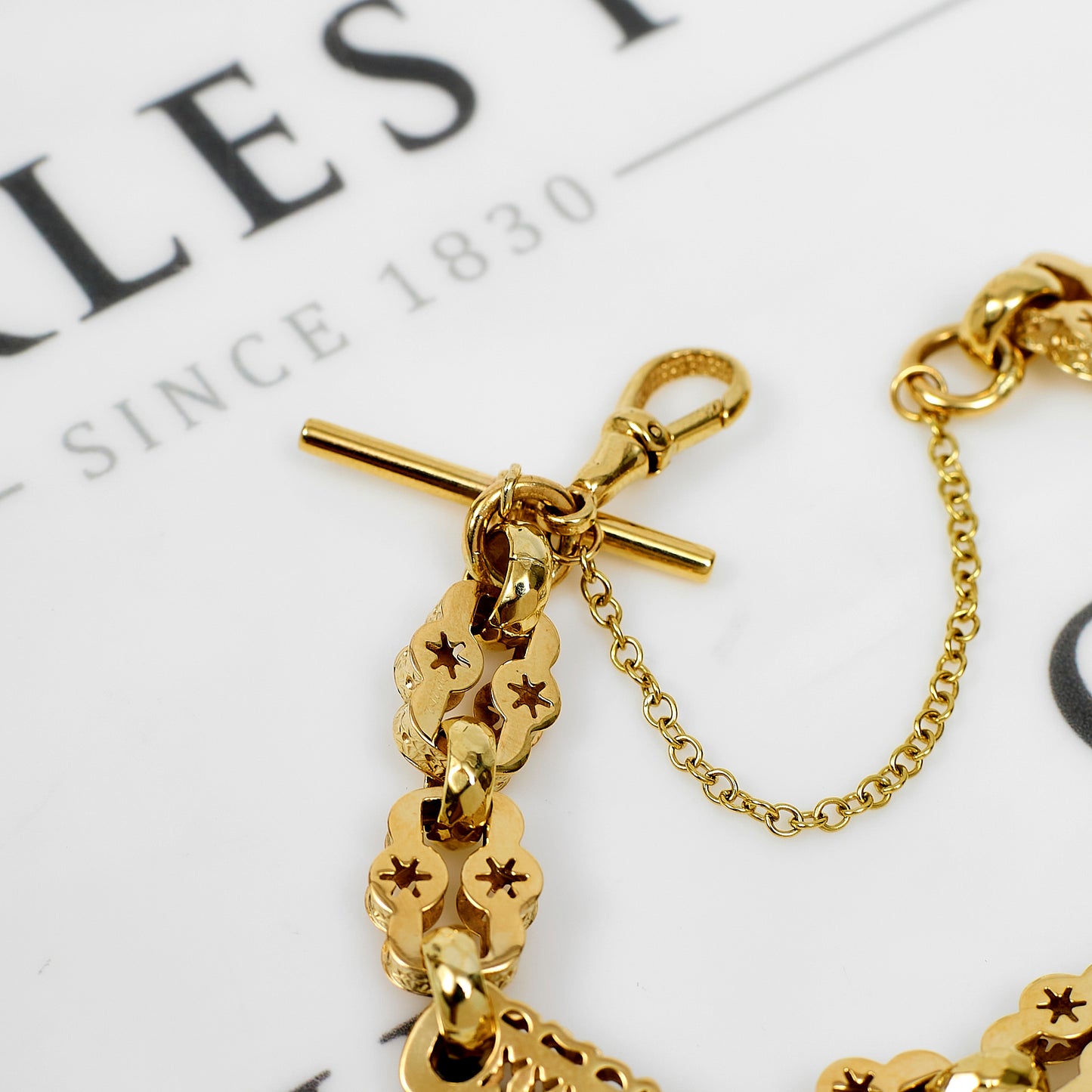 Pre-Owned 9ct Gold Vintage Look Link Bracelet & TBar Swivel