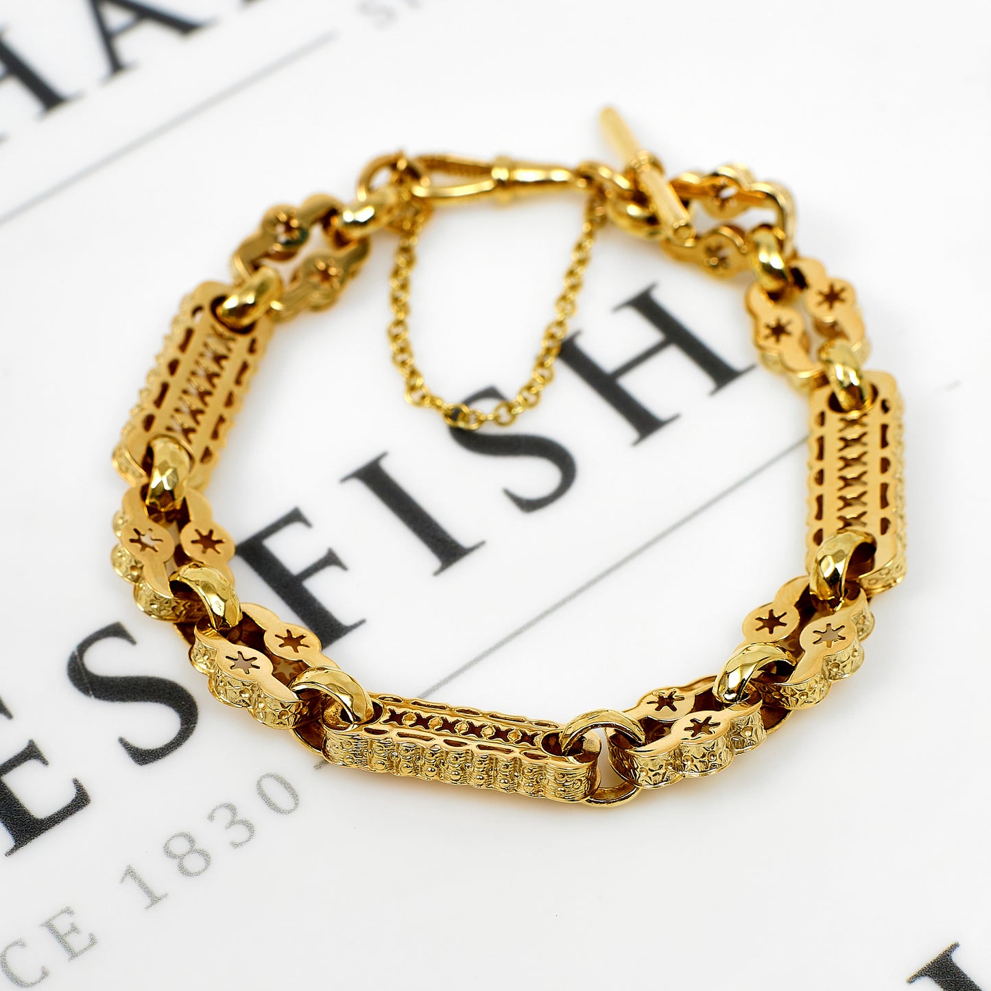 Pre-Owned 9ct Gold Vintage Look Link Bracelet & TBar Swivel