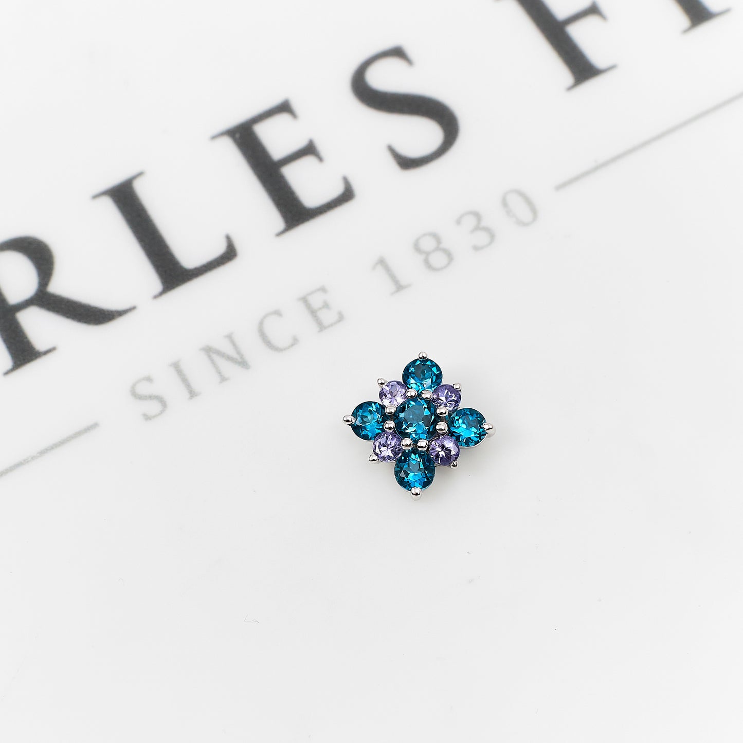 Pre-Owned 9ct White Gold Tanzanite & Topaz Pendant