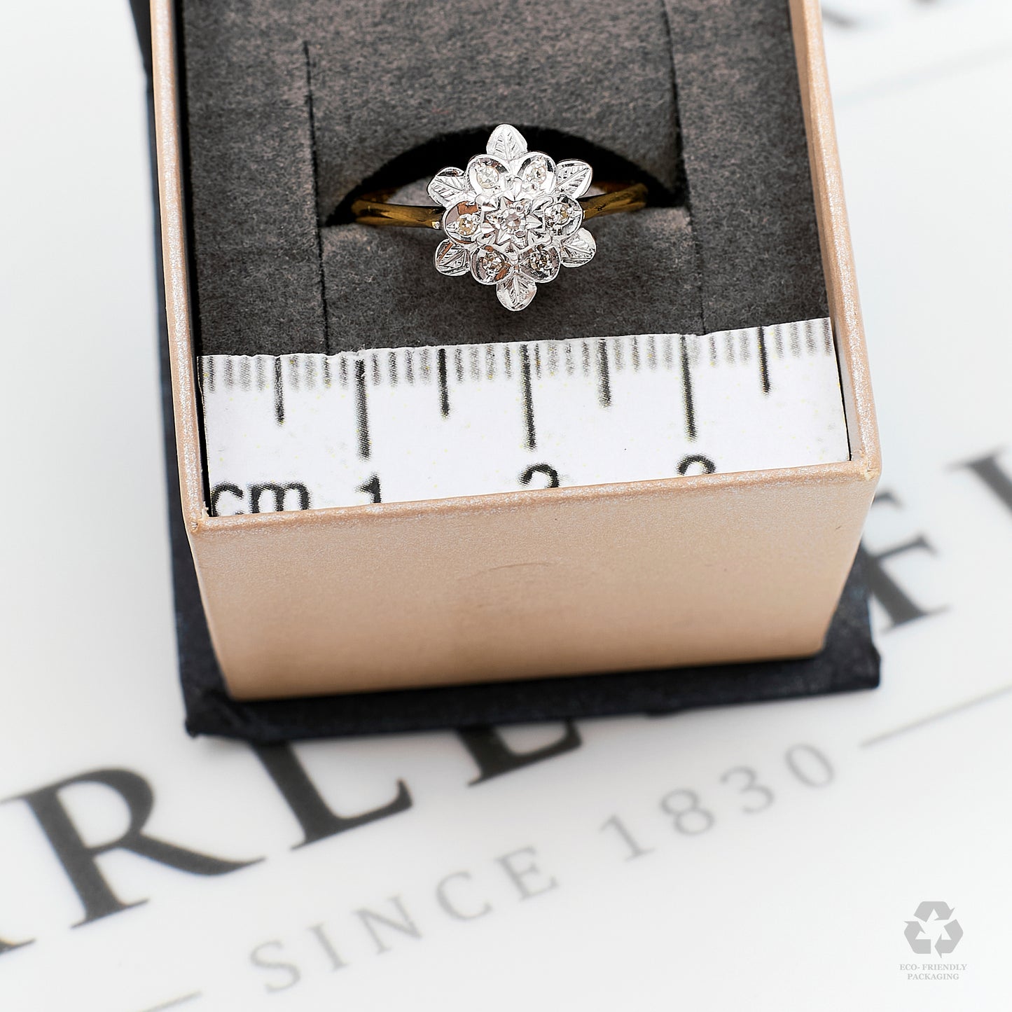 Pre-Owned 18ct Gold Illusion Set Diamond Cluster Ring Size L