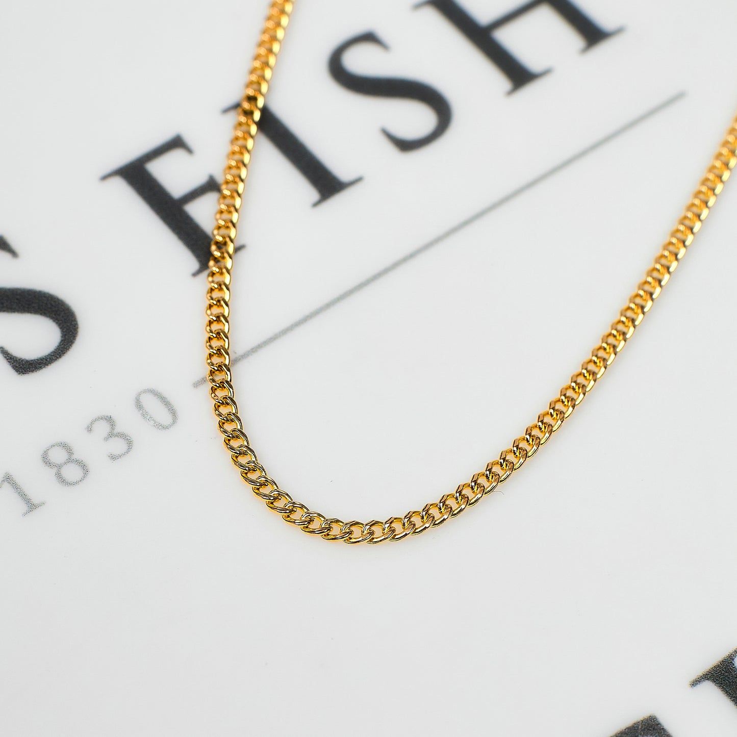 Pre-Owned 9ct Gold Curb Chain Necklace 18 Inch Hollow