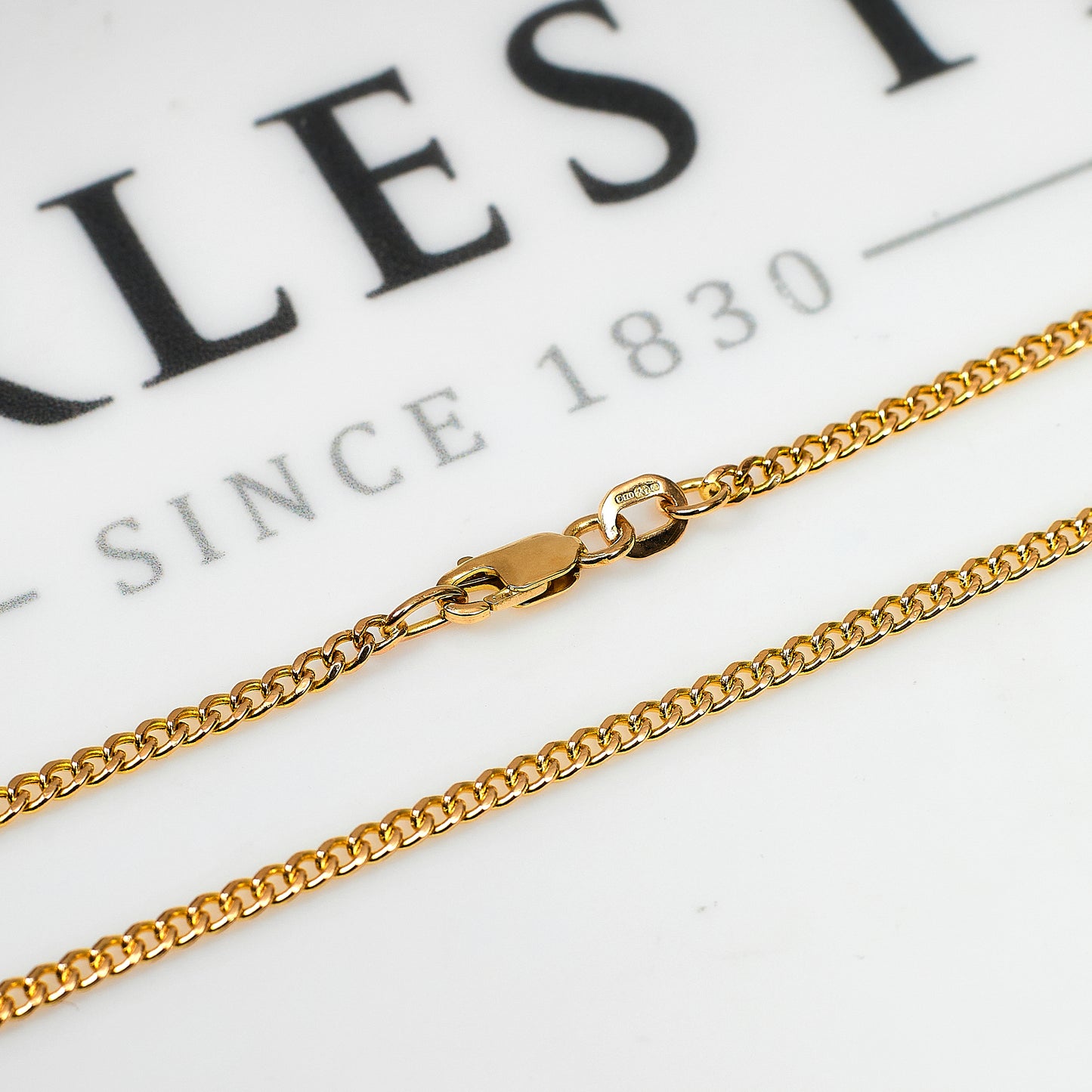 Pre-Owned 9ct Gold Curb Chain Necklace 18 Inch Hollow