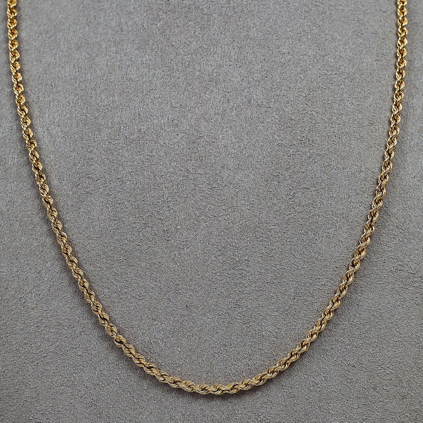 Pre-Owned 9ct Gold Rope Chain Necklace 18 Inch