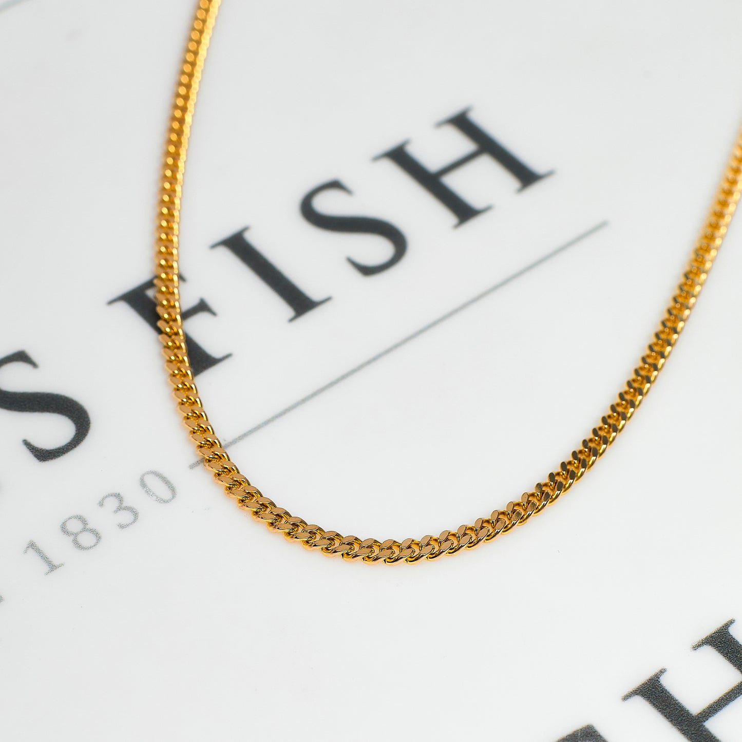 Pre-Owned 9ct Gold Curb Chain Necklace 18 Inch