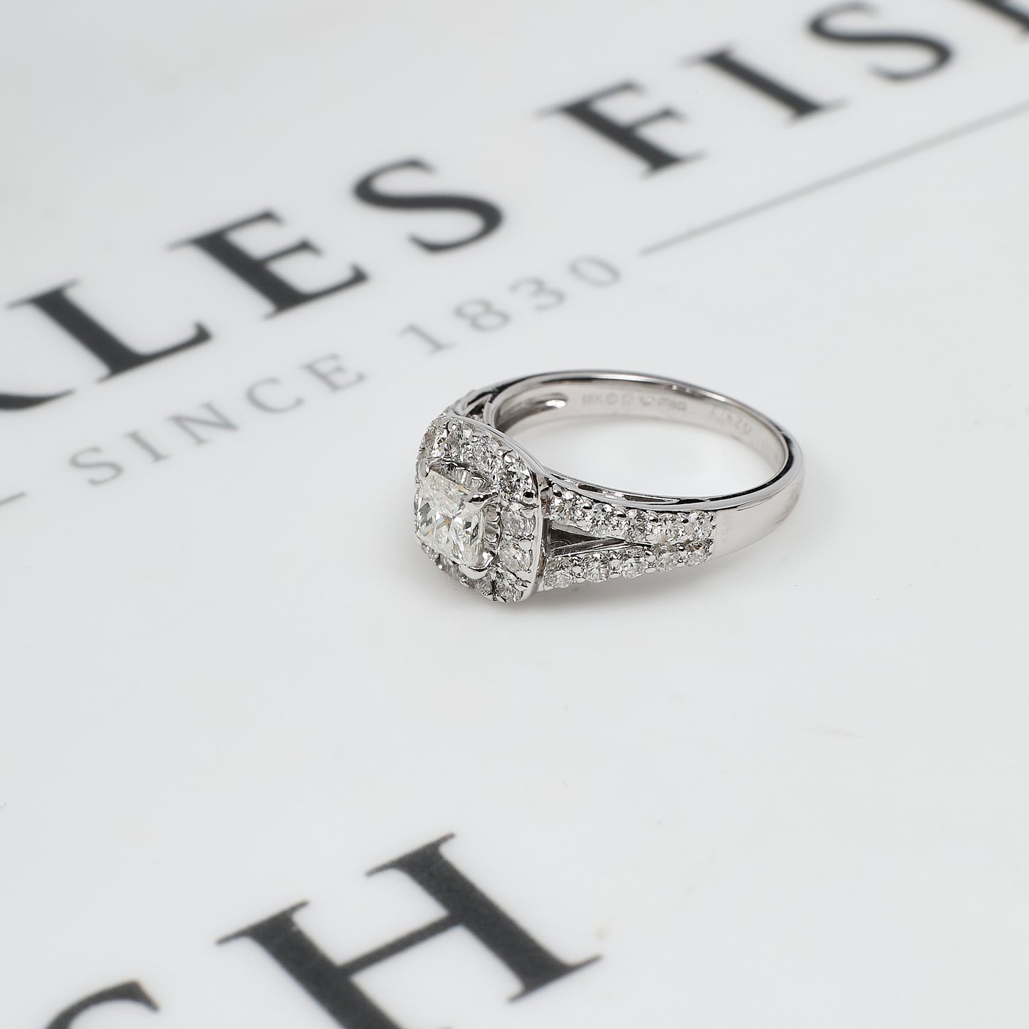 Pre-Owned 18ct White Gold Diamond Cluster Ring Size N