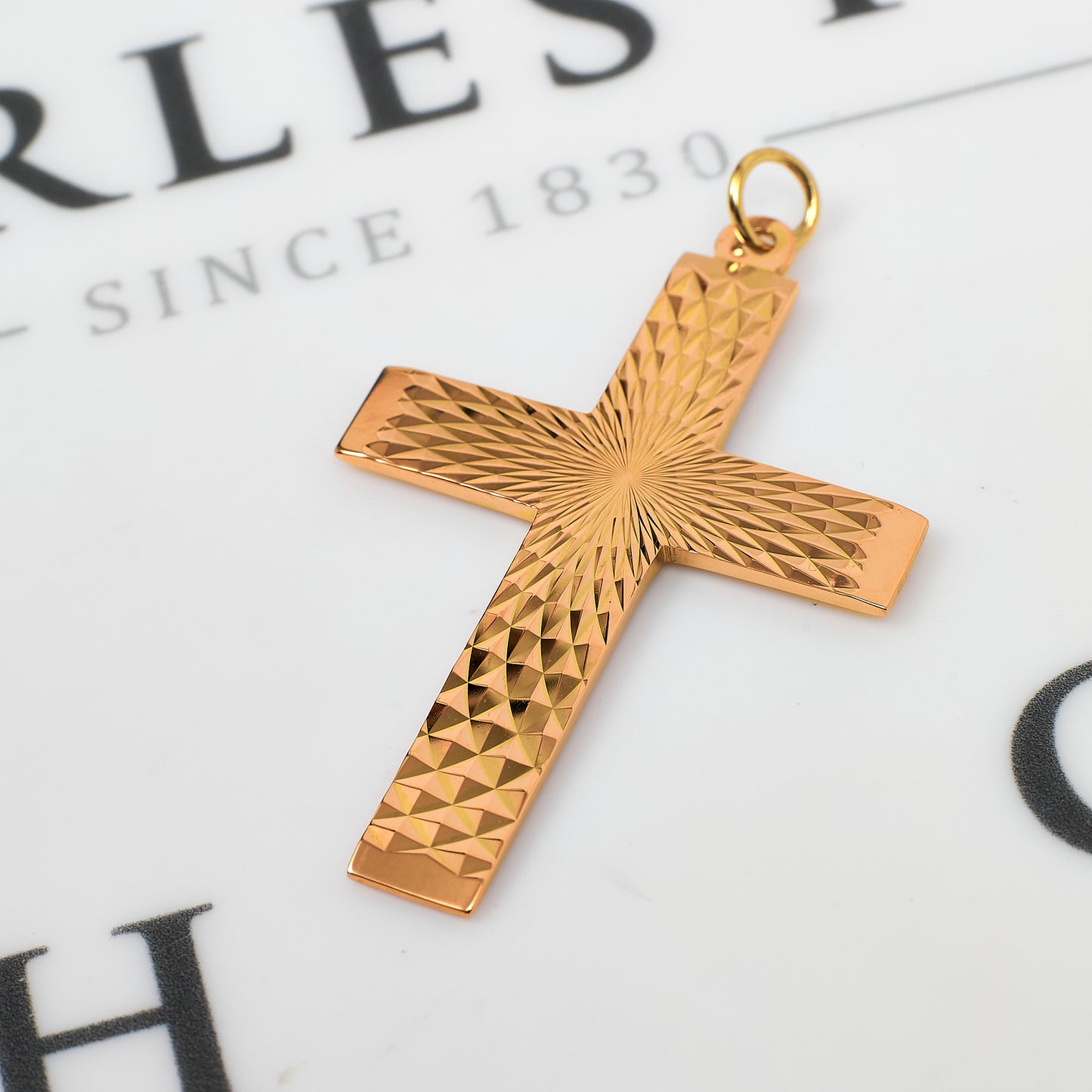 Pre-Owned 9ct Gold Sunburst Pattern Cross Pendant