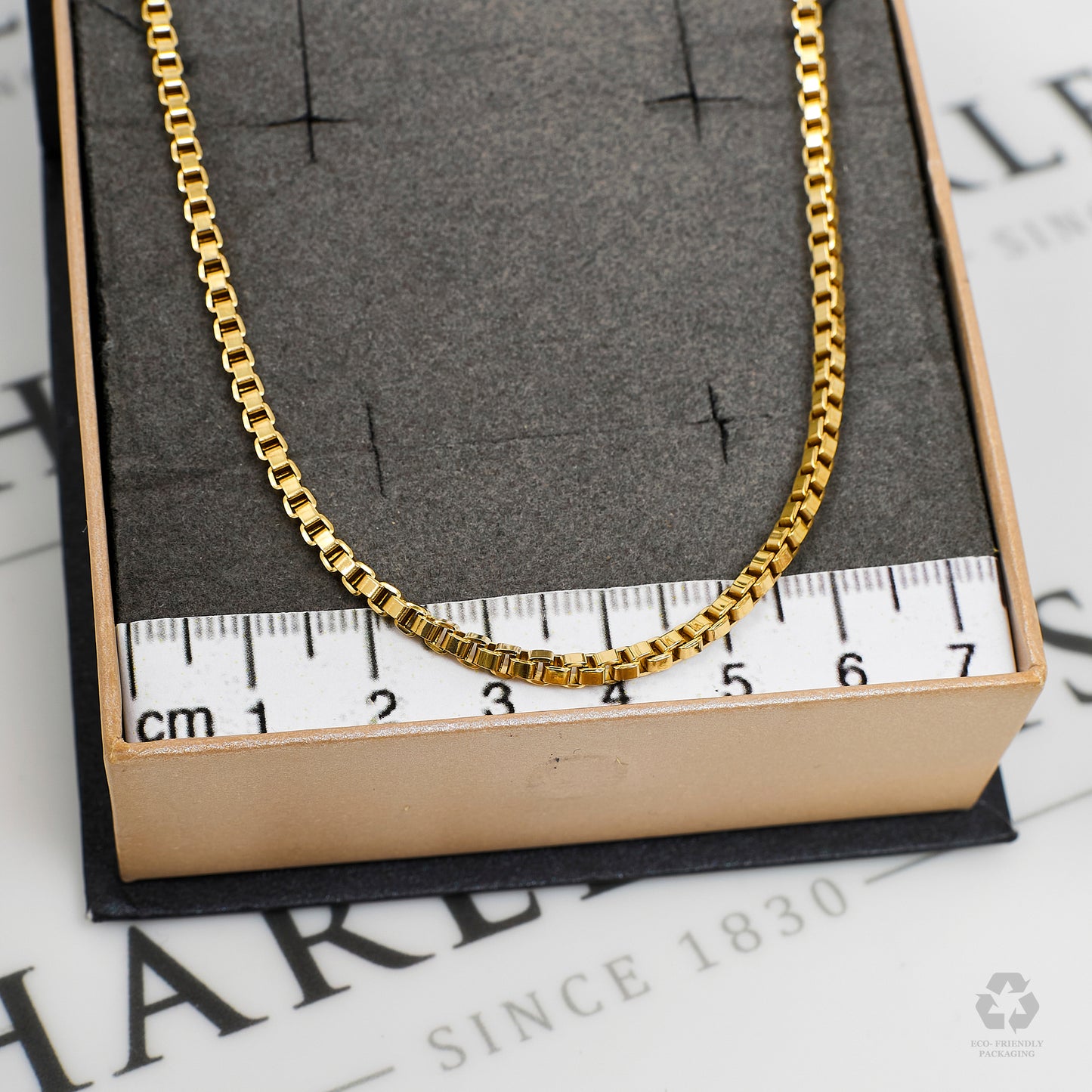 Pre-Owned 9ct Gold Box Link Chain Necklace 24 Inch
