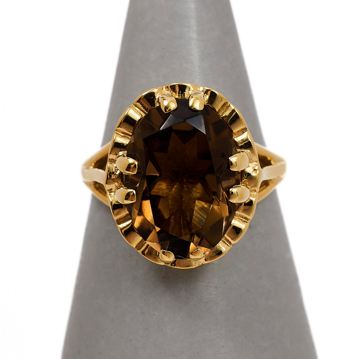 Pre-Owned 9ct Gold Oval Smokey Quartz Ring Size O