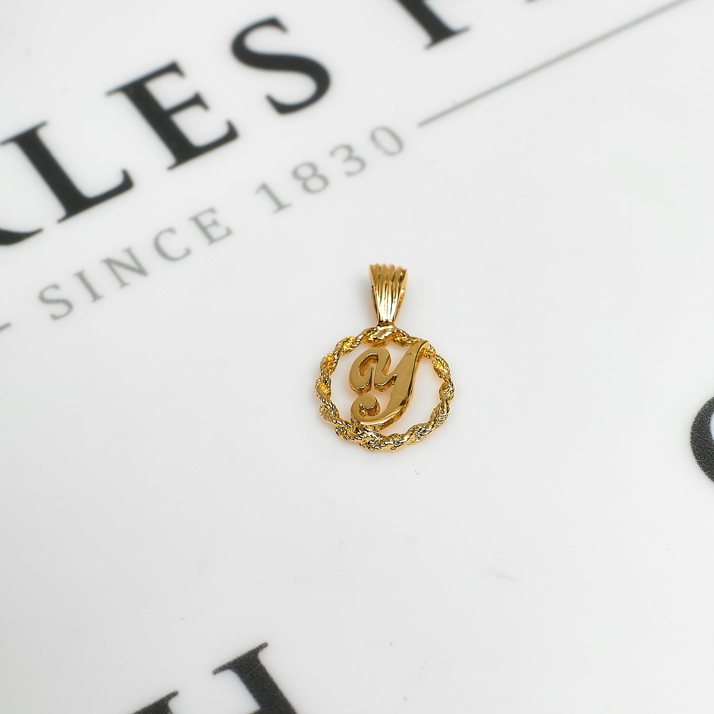 Pre-Owned 9ct Gold Letter Y initial Pendant