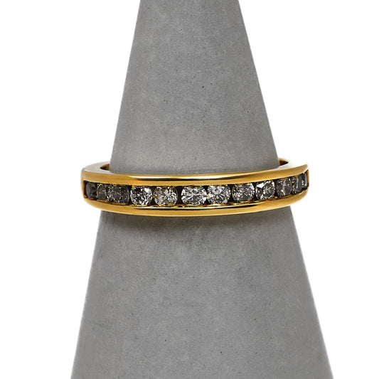 Pre-Owned 9ct Gold 12 Diamond Ring Size L