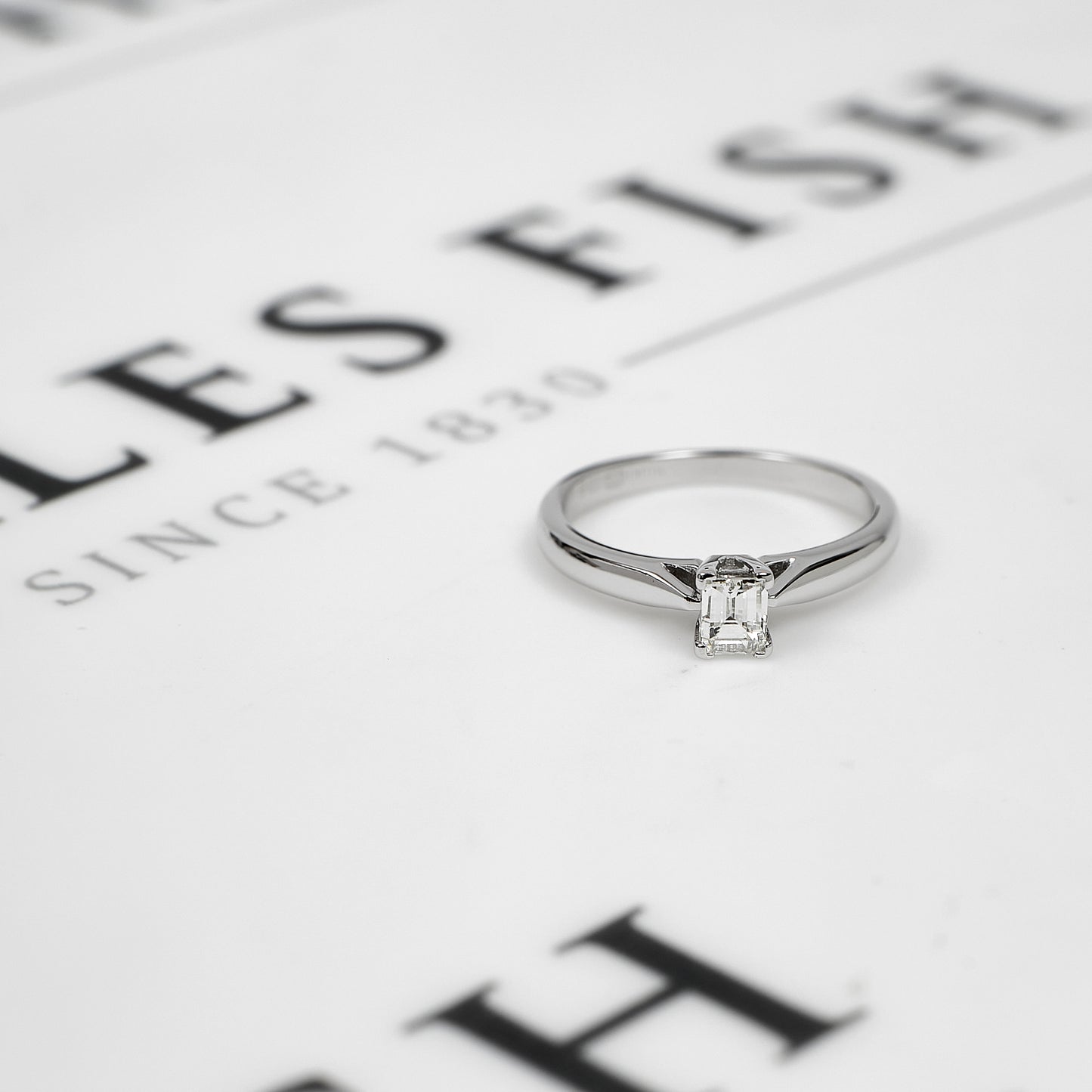 Pre-Owned 18ct Rectangular Millennium Cut Diamond Ring