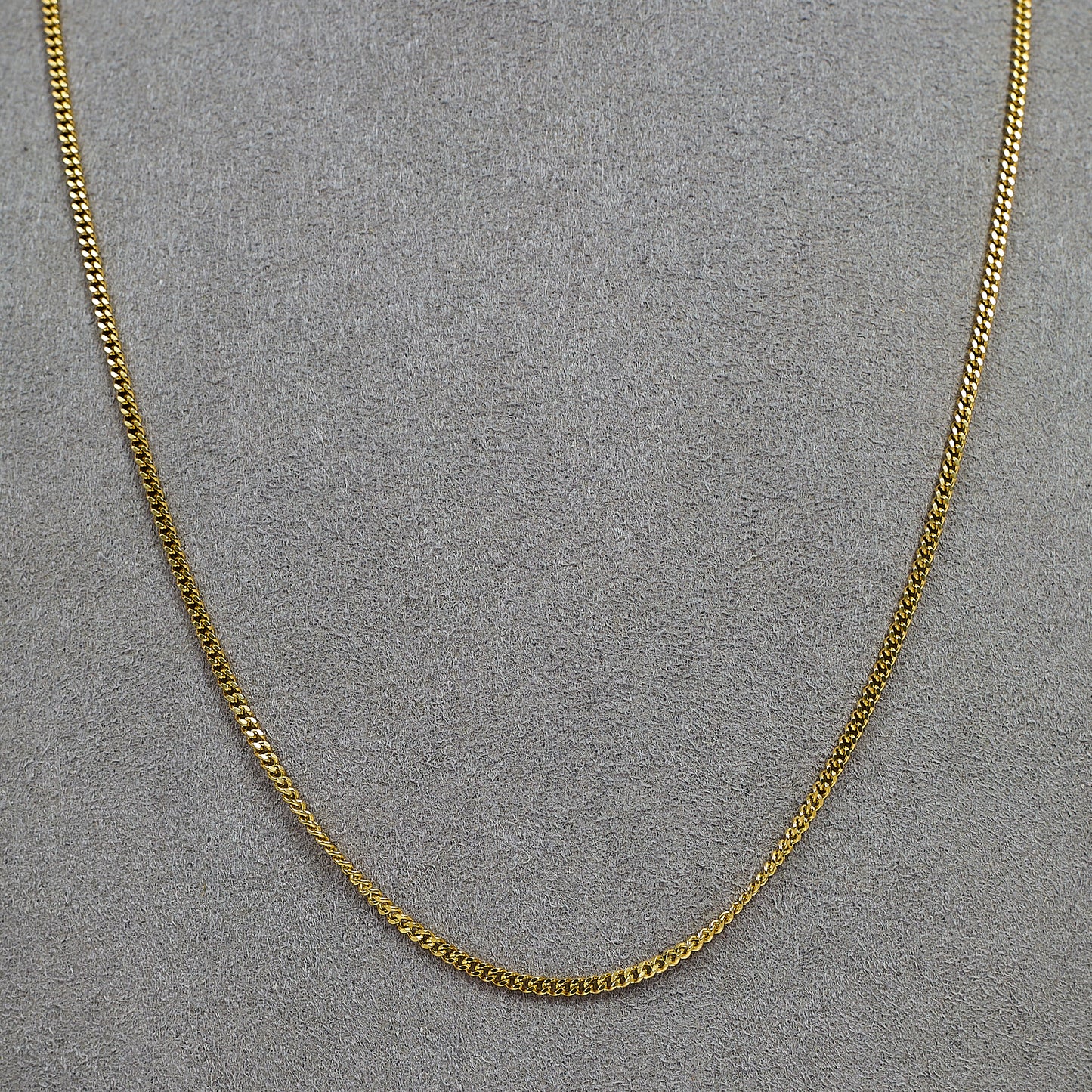 Pre-Owned 9ct Gold Curb Chain Necklace 18 Inch