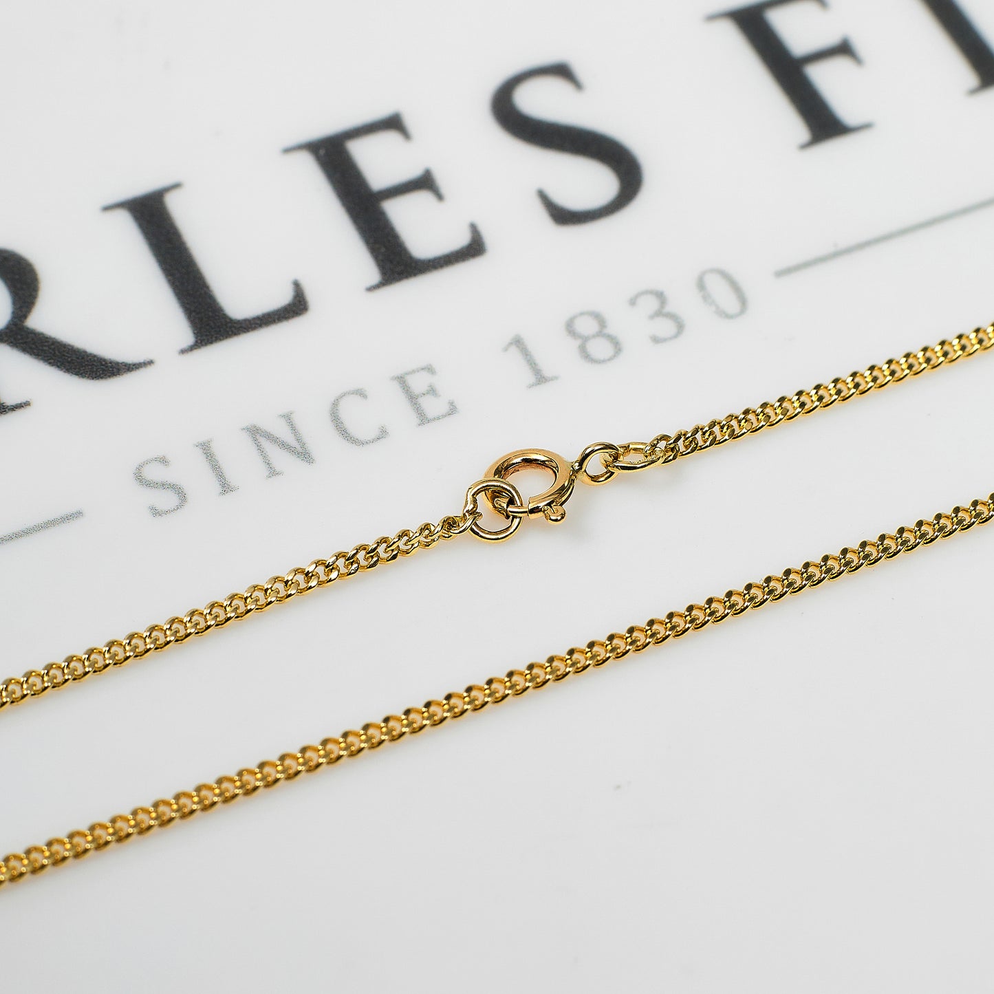 Pre-Owned 9ct Gold Curb Chain Necklace 18 Inch