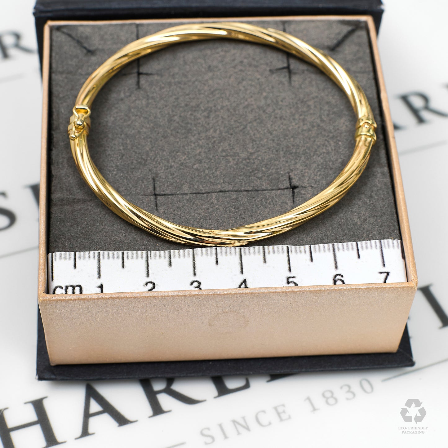 Pre-Owned 9ct Gold Hinged Twist Design Bangle