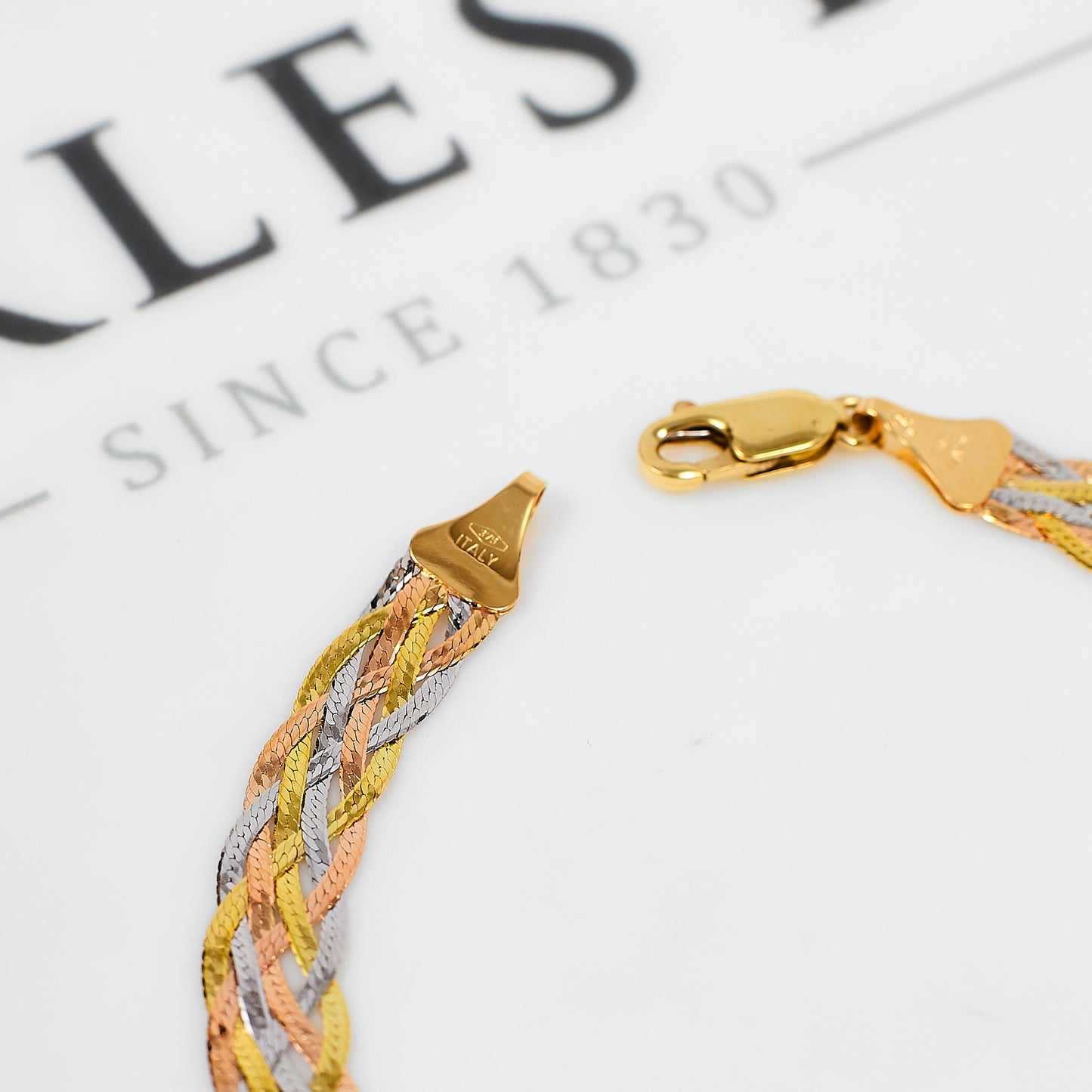 Pre-Owned 9ct Gold Tricolor Plait Bracelet 7 Inch