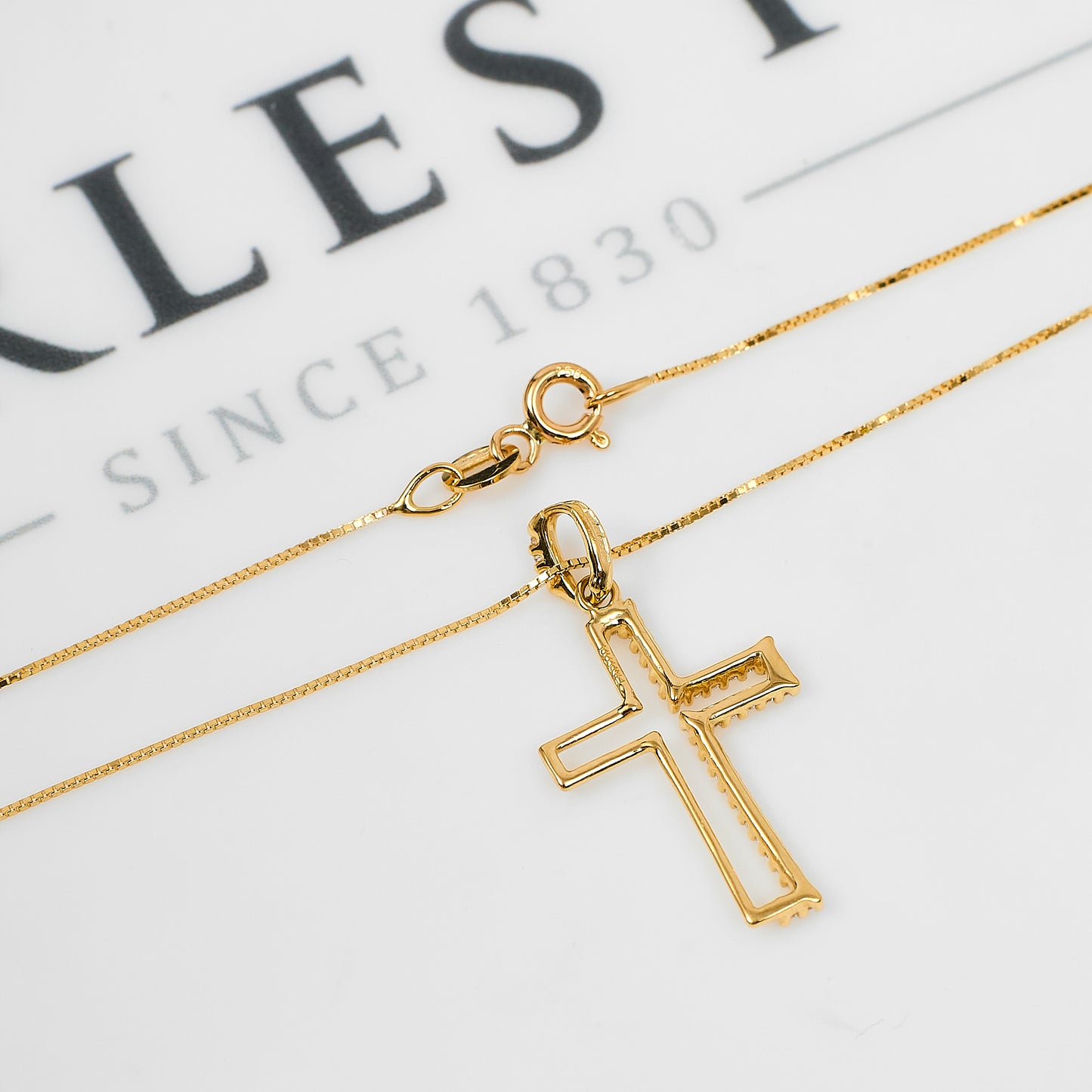 Pre-Owned 18ct Gold CZ Openwork Cross Pendant Necklace
