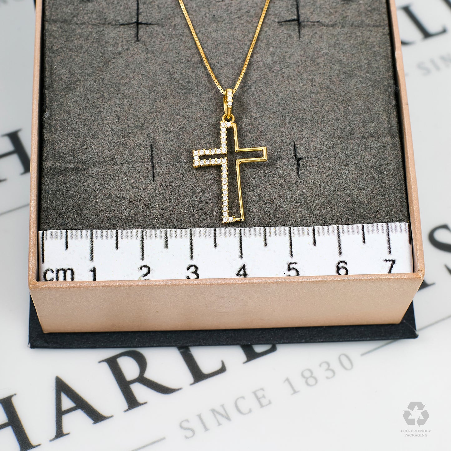 Pre-Owned 18ct Gold CZ Openwork Cross Pendant Necklace