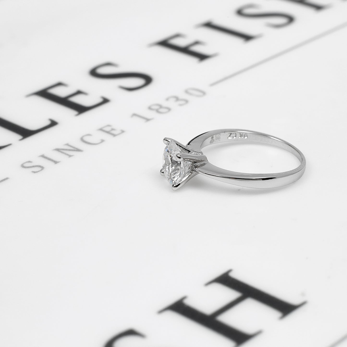 Pre-Owned 9ct White Gold CZ Ring Size K.5