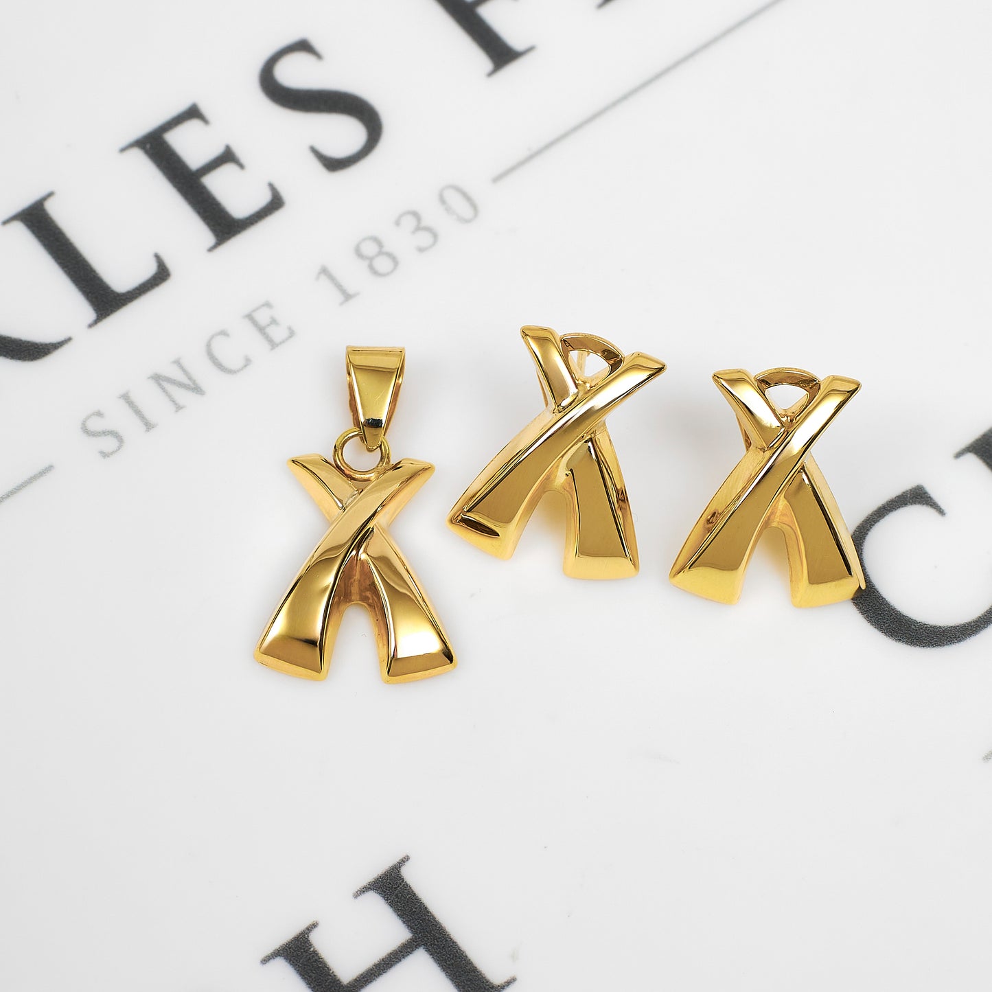 Pre-Owned 9ct Gold X Design Jewellery SET